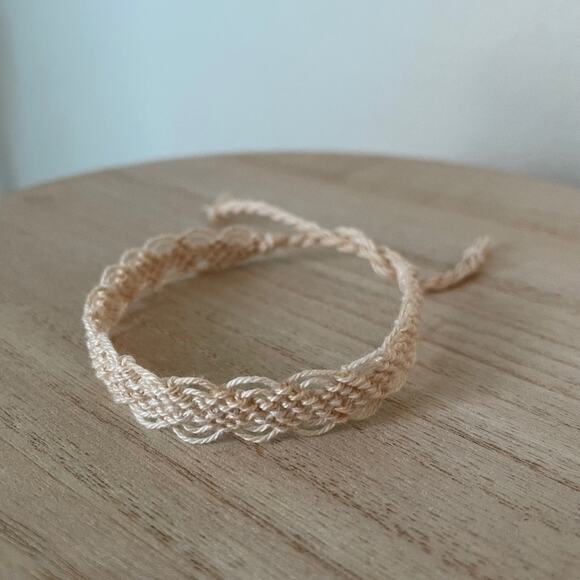 Pure Cream Woven Bracelet - Picture 1 of 1